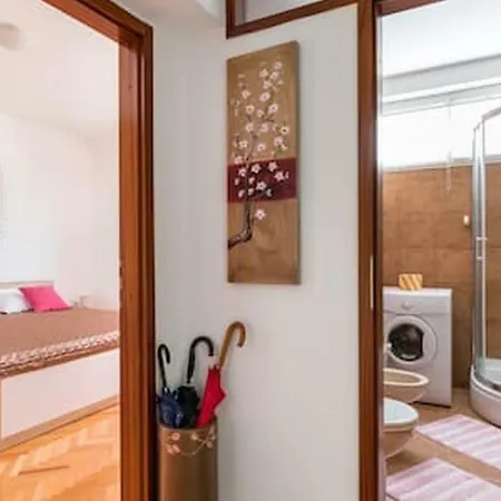 Apartment-center Of Apartment *