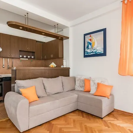 Apartment-center Of Apartment