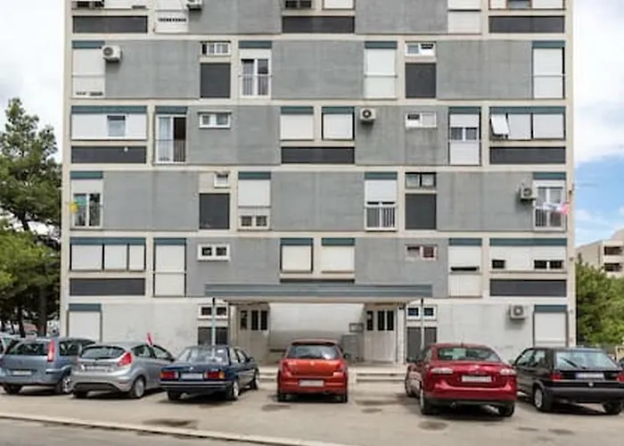 Apartment-center Of Lägenhet